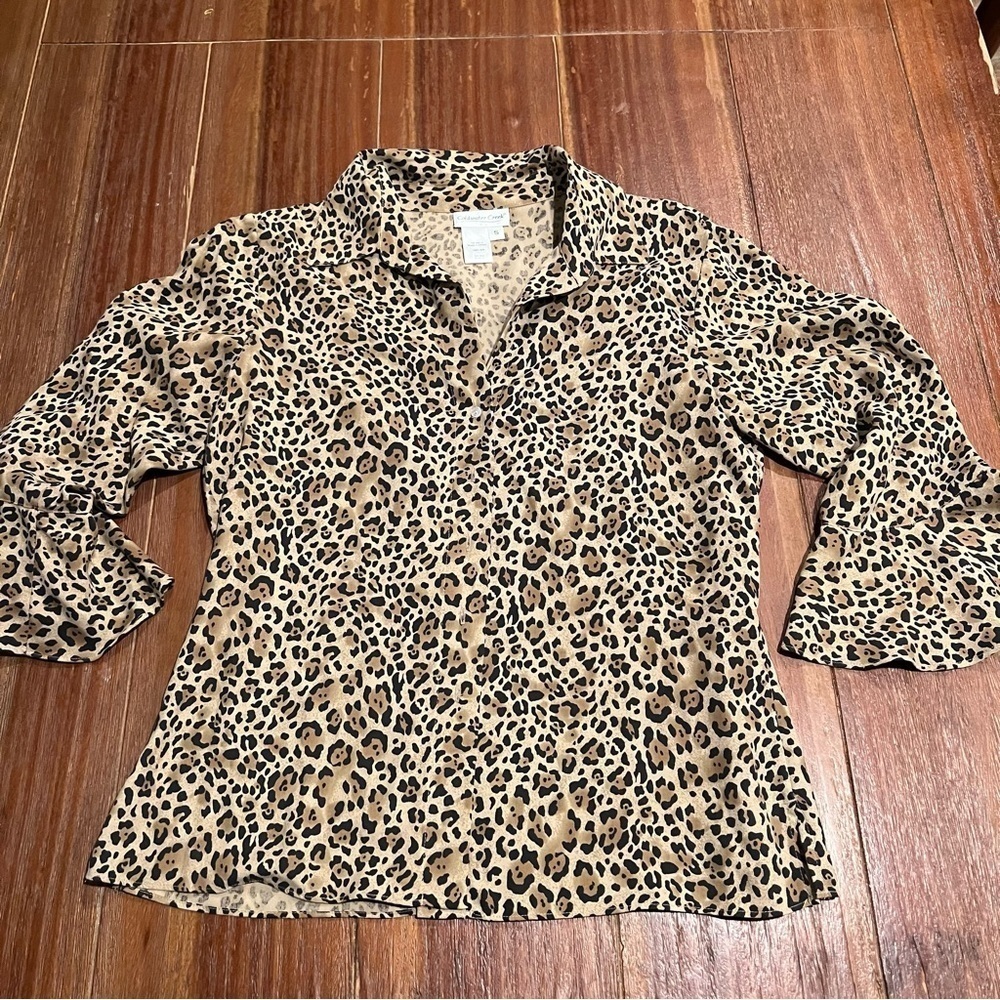 Coldwater Creek 100% Silk Animal Print Button Up Blouse Size Small